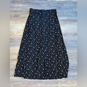 Briggs New York Floral Casual Skirt size petite S/M